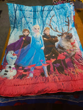 Frozen Red Leaf Summer Light Filling Comforter