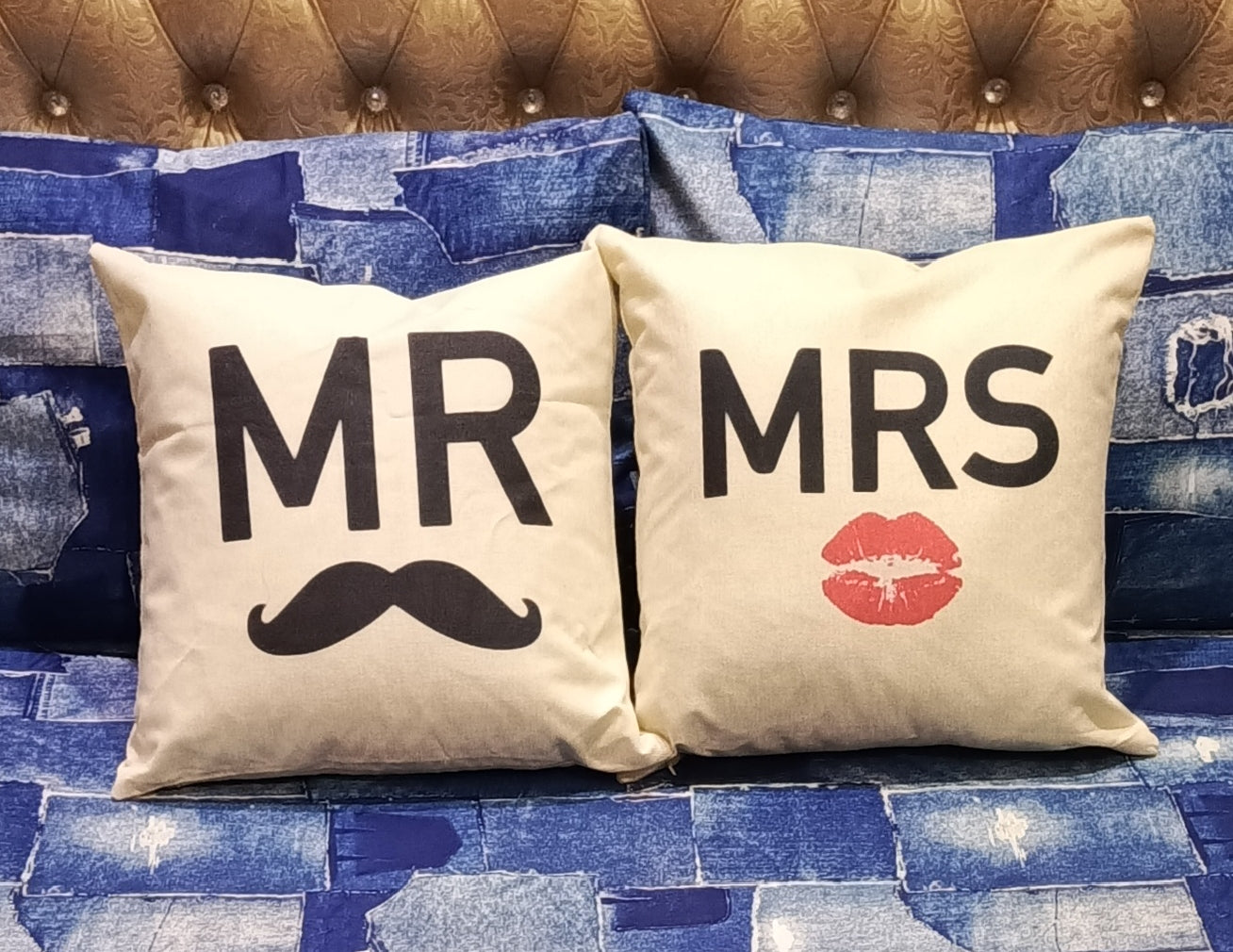 Pack of 2 Mr & Mrs Cushions Covers