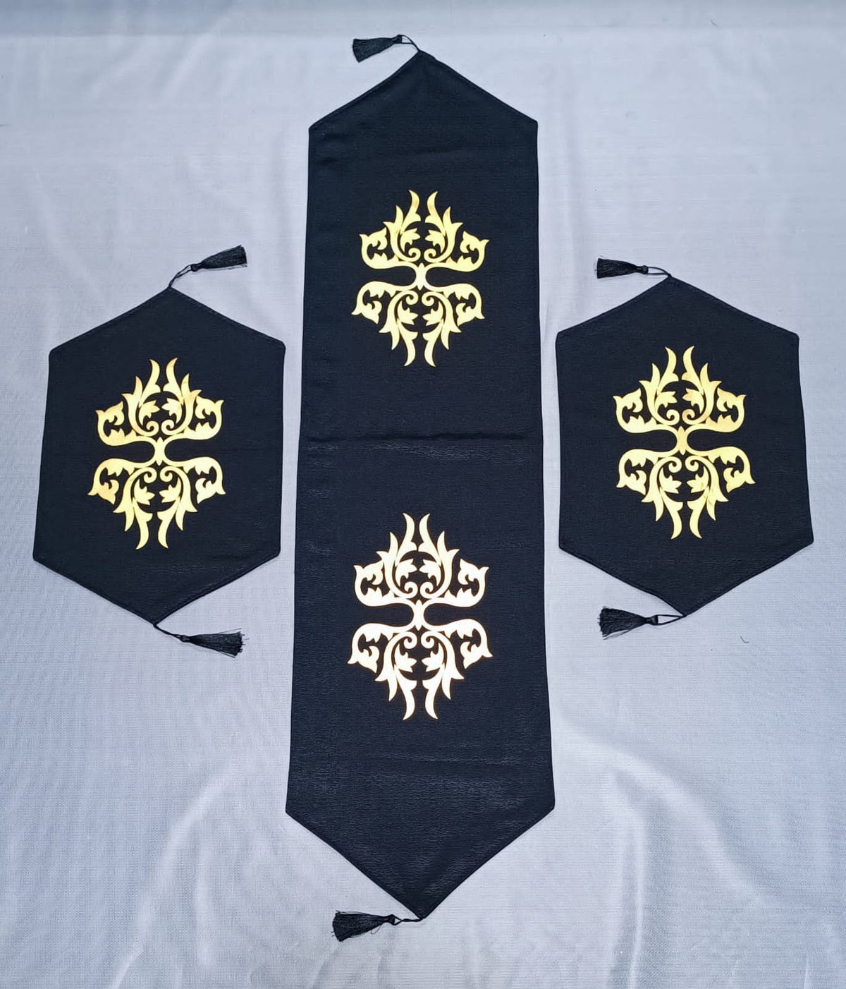 Elaftex 3 Pc Table Runner Set Black