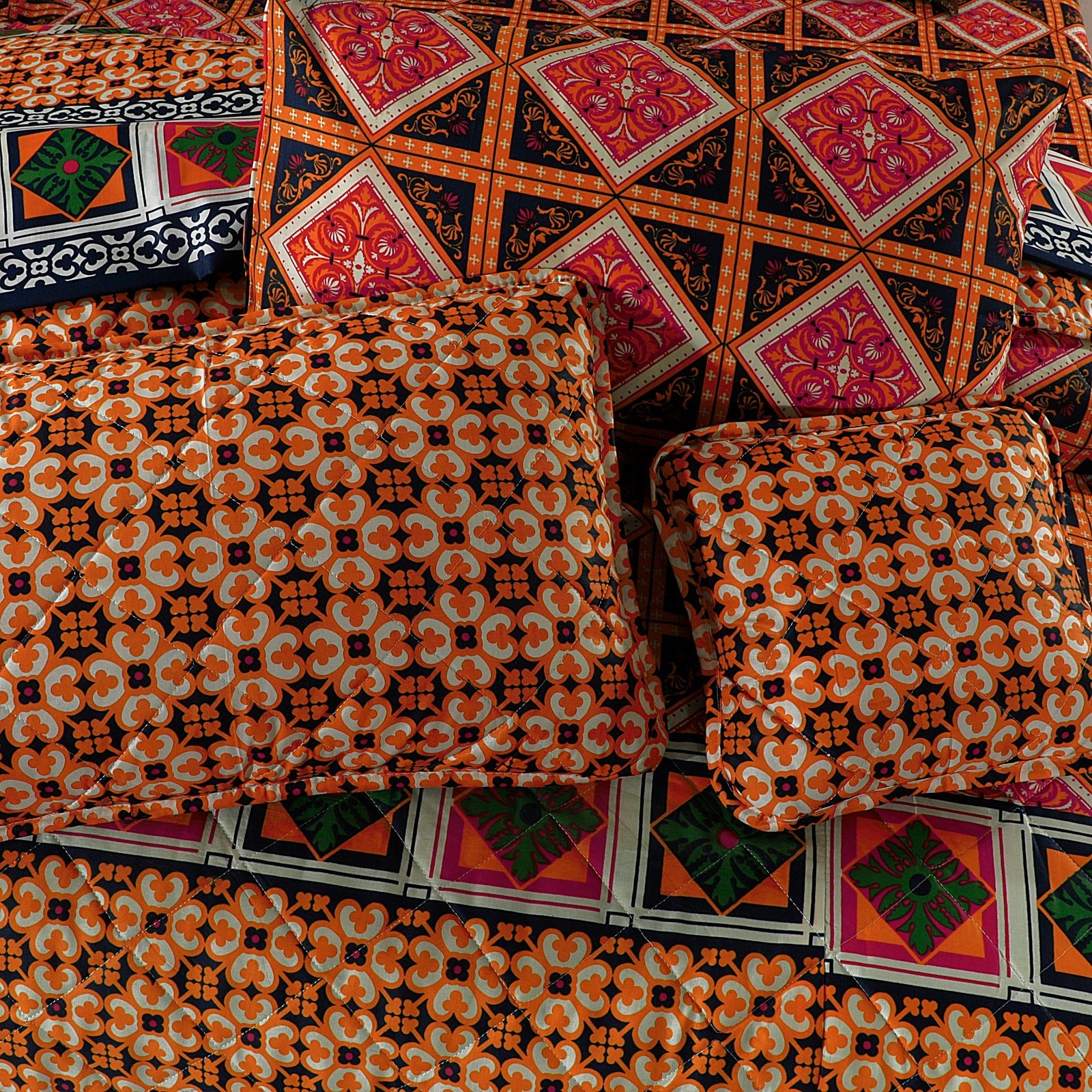 7 PCS COMFORTER SET ESC-055