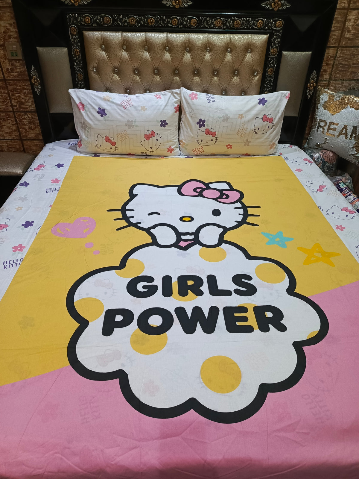 Hello Kitty Girls Power Double Bedsheet