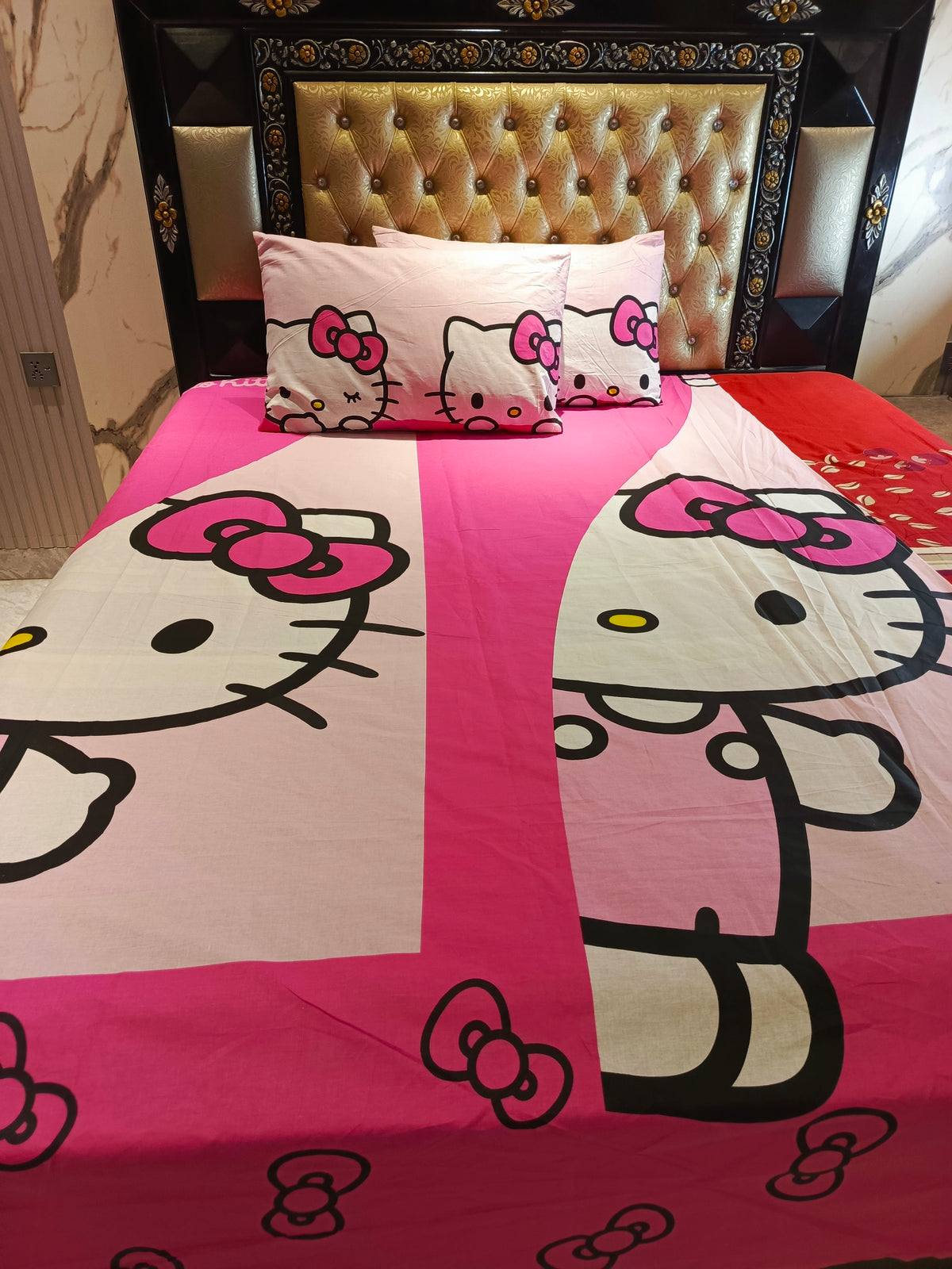Hello Kitty Hot Pink Cotton Bedsheets