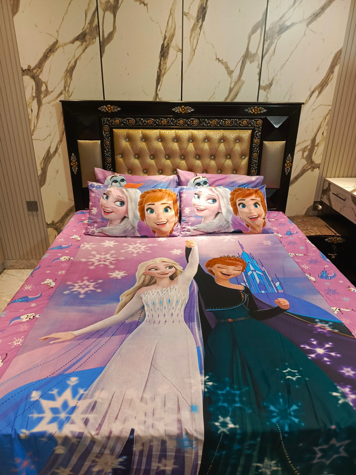 Elsa & Anna's Adventure Cotton Double Bedsheet