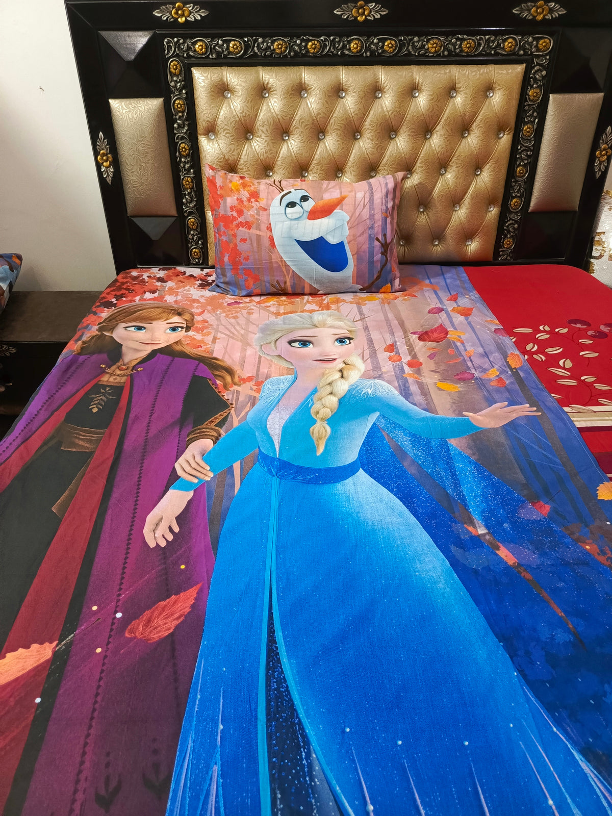 Anna Elsa Spring Seasons  Cotton Bedsheets Digital Print